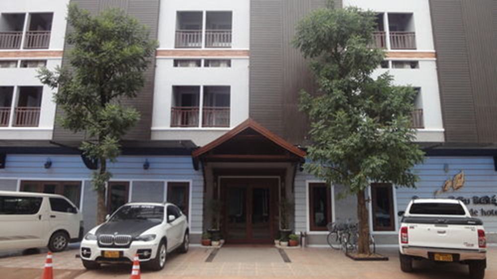 Seasons Riverside Hotel Vientiane Exterior photo